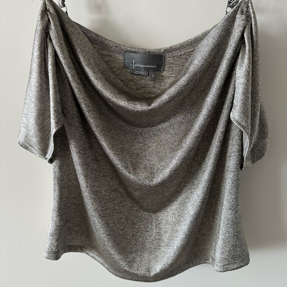 Super cute spaghetti strap blouse - Picture 2 of 4